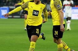 -多特蒙德球员在赛场上展现出色