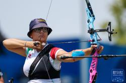 九游体育在线-包含斯洛伐克篮球联赛冠军诞生，庆祝颁奖的词条