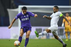 毅腾后卫进球，助球队惊险保级的简单介绍