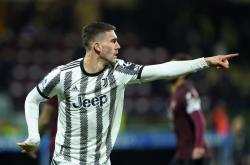 九游体育登录-尤文图斯新外援表现抢眼：助推球队备战的简单介绍