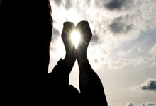 九游体育官方登录入口-掀起风暴！欧洲足球豪门之间的对决