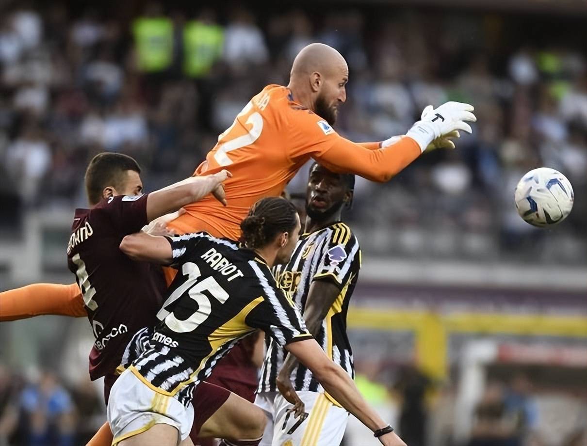 意甲大战平局收场，领跑者依旧稳固