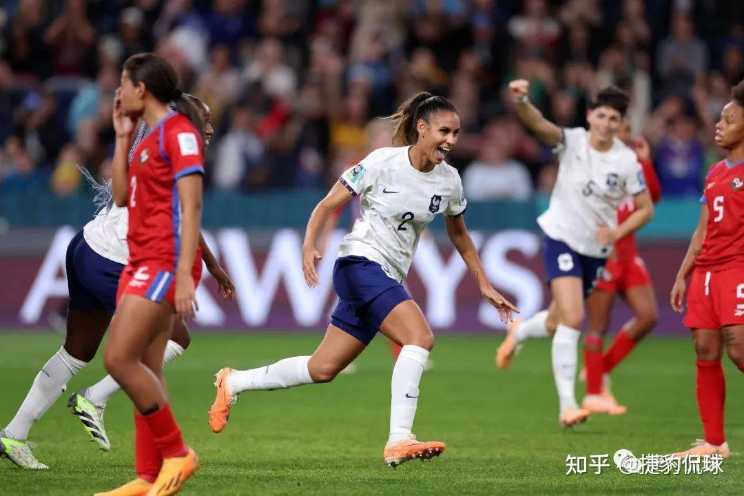 摩洛哥女足联赛首轮激烈对决