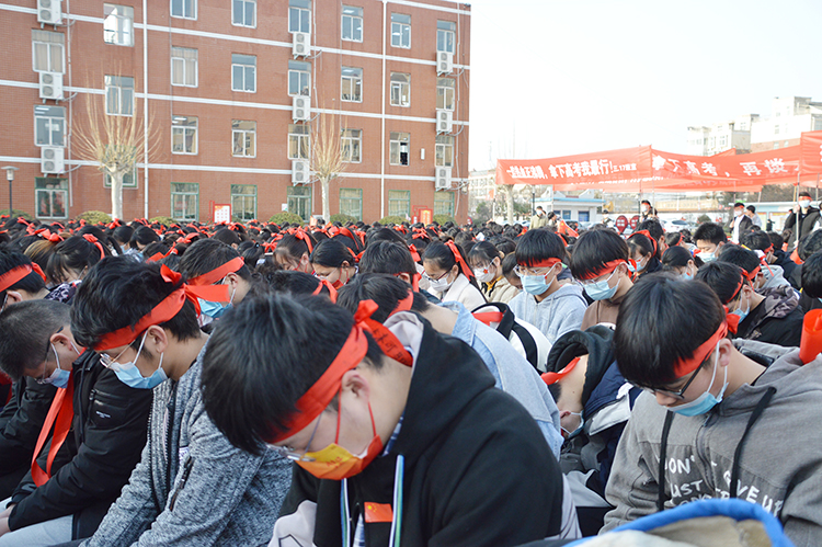 传统强队闯入复活赛决战，反超夺冠壮志凌云的简单介绍