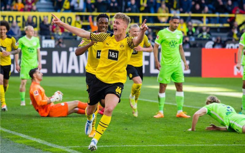 沃尔夫斯堡客场大胜，迅速攀升德甲积分榜的简单介绍