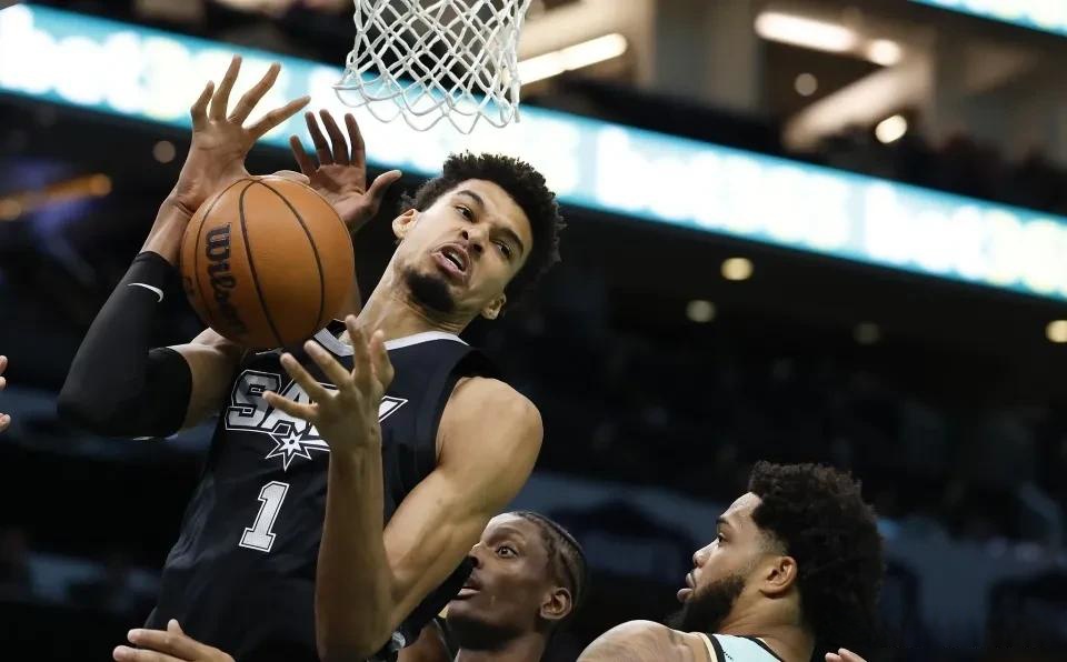 包含马刺队势不可挡,一鼓作气击败对手晋级下一轮的词条 包含马刺队势不可挡,一鼓作气击败对手晋级下一轮的词条