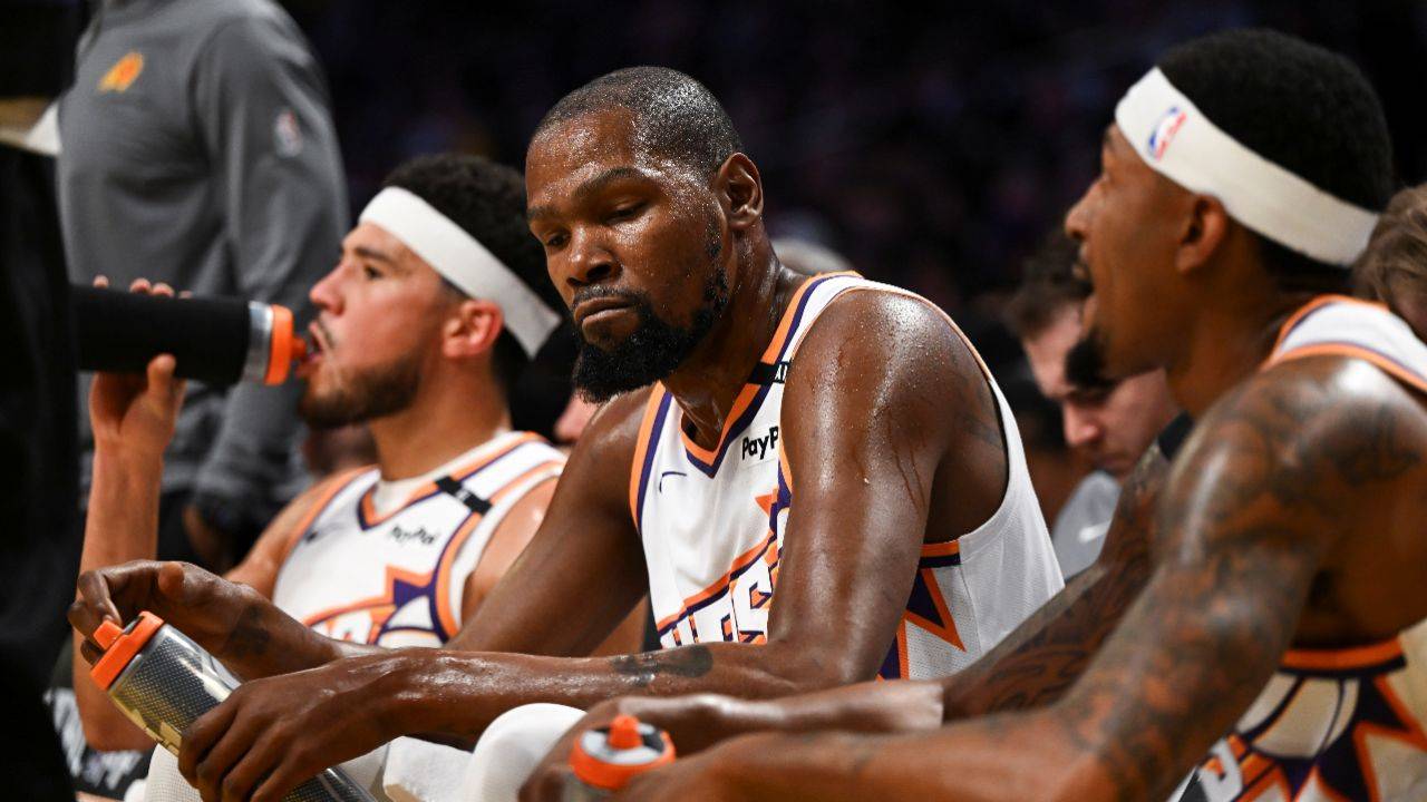 关于太阳队球员签约延长,将继续为球队效力的信息 关于太阳队球员签约延长,将继续为球队效力的信息