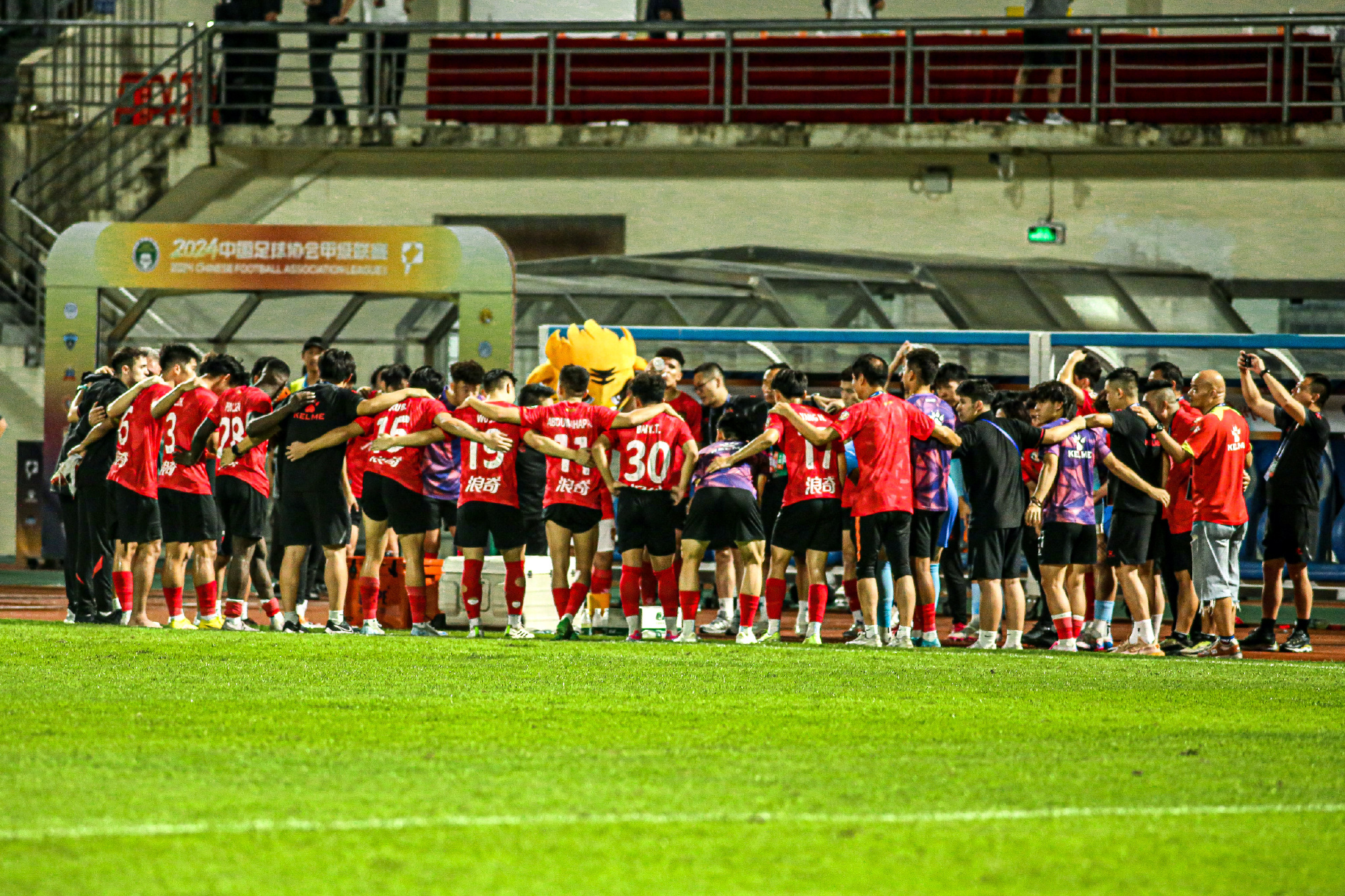 关于球队遭遇失利，球员密集恢复备战下一场比赛的信息