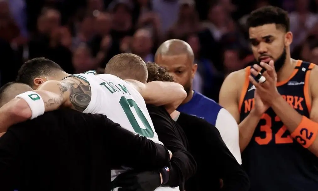 包含骑士队球员在比赛中遭遇重伤缺席数周的词条