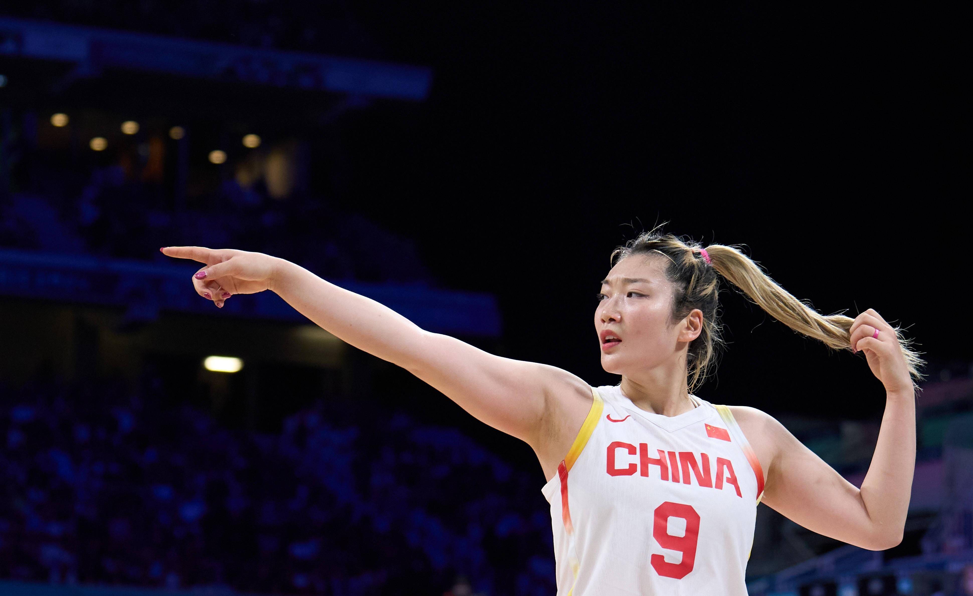 关于女子篮球联赛迎来新赛季,巾帼不让须眉的信息 关于女子篮球联赛迎来新赛季,巾帼不让须眉的信息