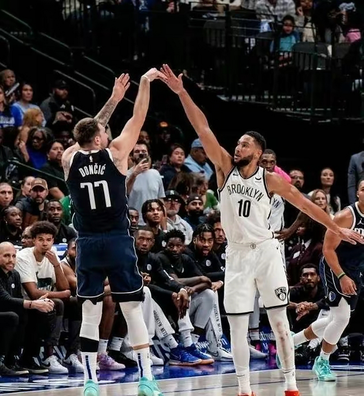 独行侠战胜魔术,西蒙斯再次砍下+得分的简单介绍 独行侠战胜魔术,西蒙斯再次砍下+得分的简单介绍