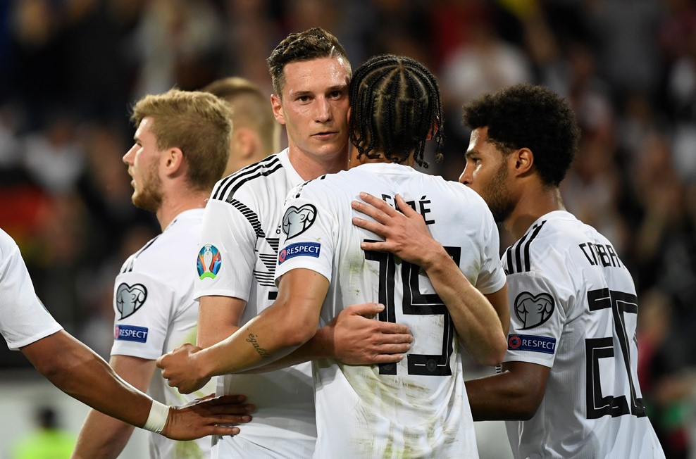 包含法国战胜爱尔兰,积分榜领跑的词条 包含法国战胜爱尔兰,积分榜领跑的词条