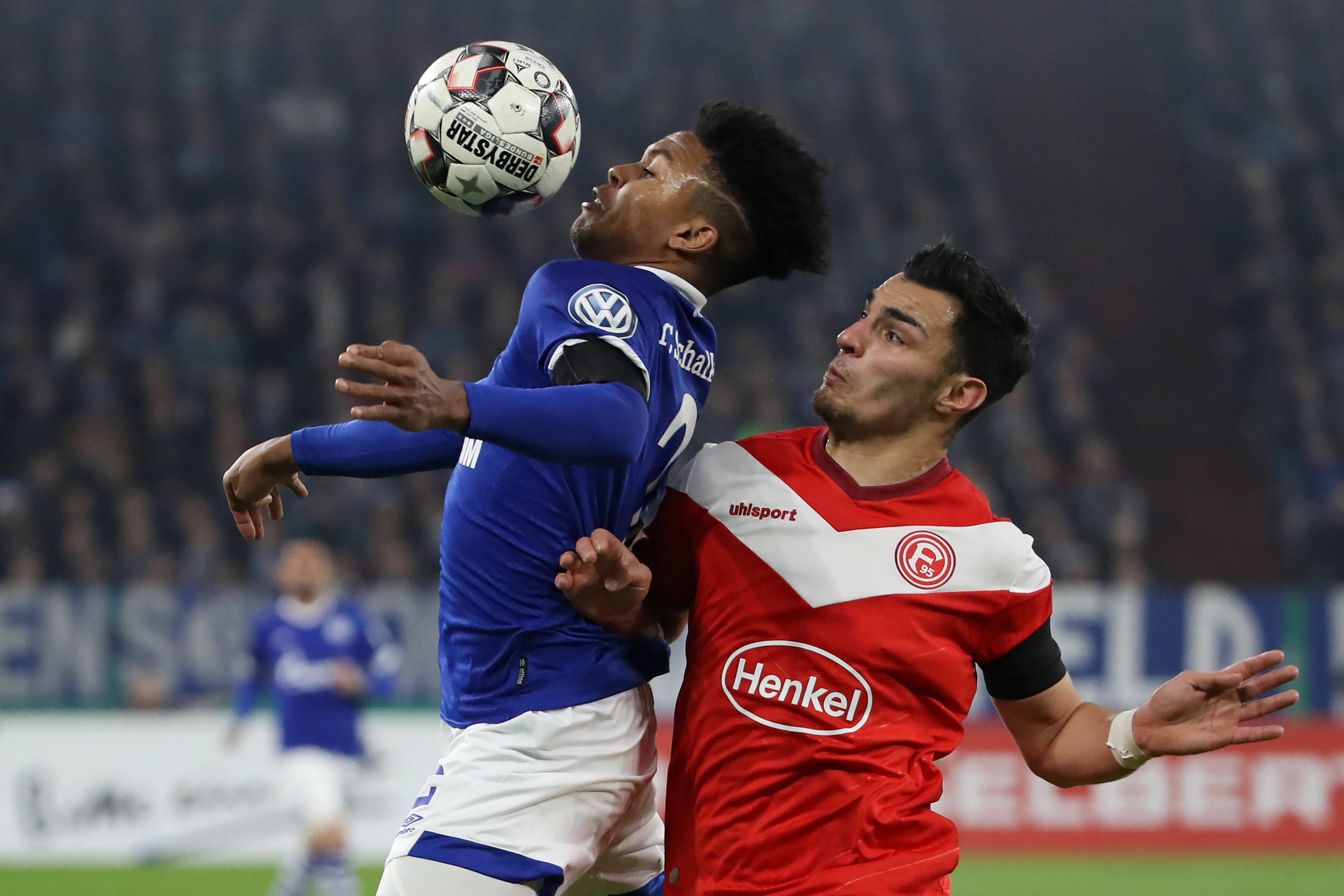 关于沙尔克主场胜利,继续德甲联赛连胜加固前四的信息 关于沙尔克主场胜利,继续德甲联赛连胜加固前四的信息