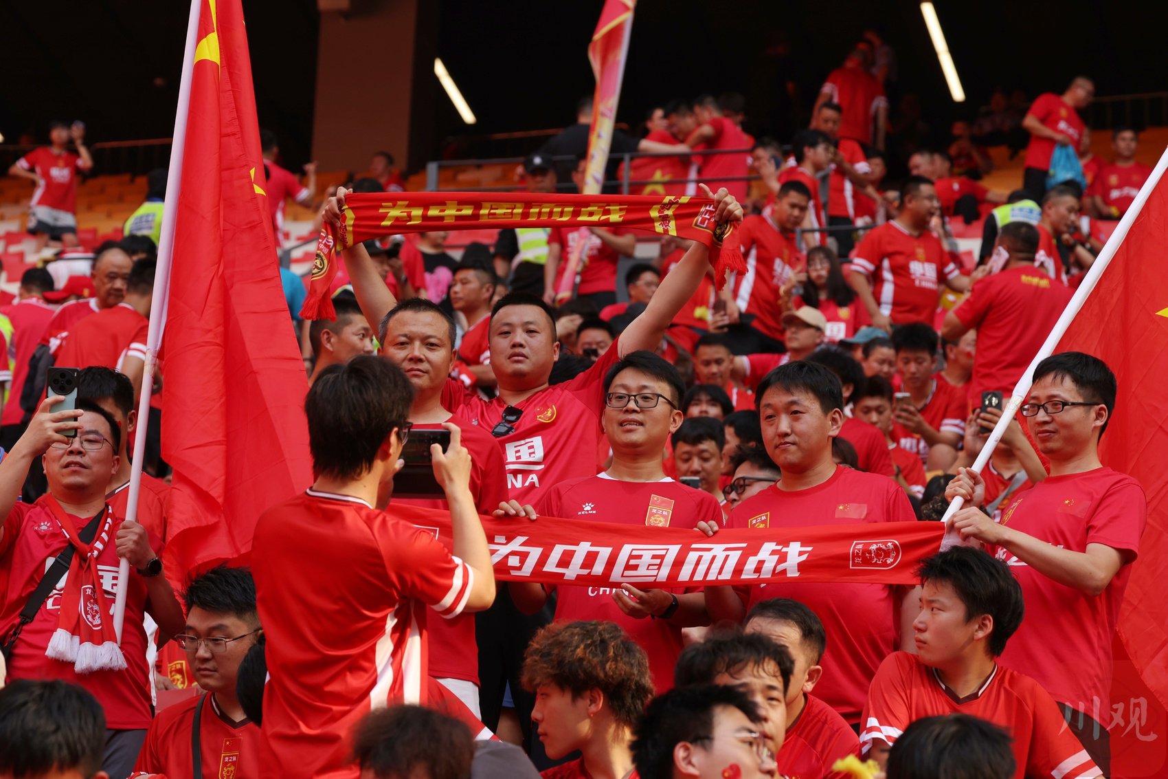 国际赛场风采,中国足球队获得冠军 国际赛场风采,中国足球队获得冠军