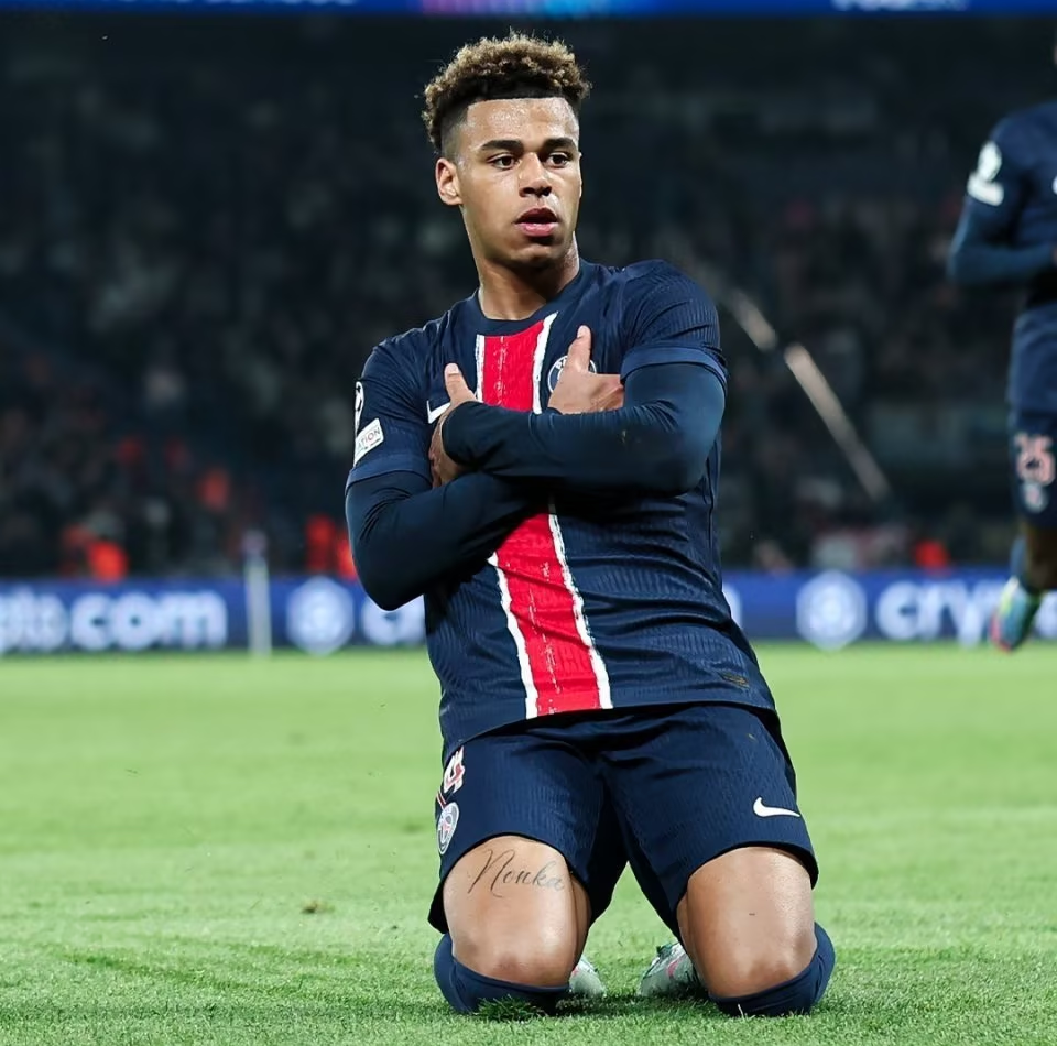 关于巴黎圣日耳曼队继续稳坐榜首,实力惊人的信息 关于巴黎圣日耳曼队继续稳坐榜首,实力惊人的信息