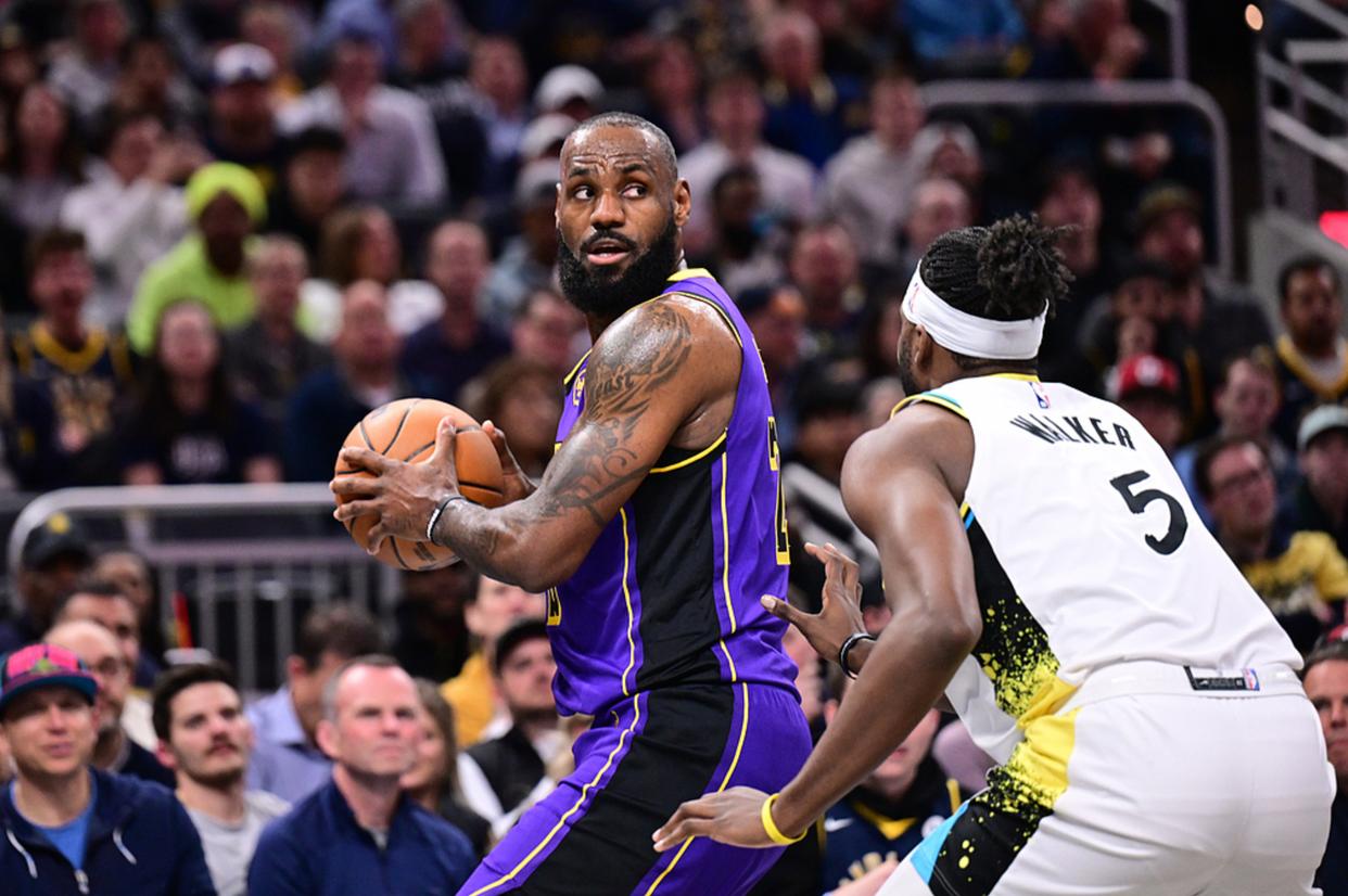 詹皇绝杀三分，率队击败小牛