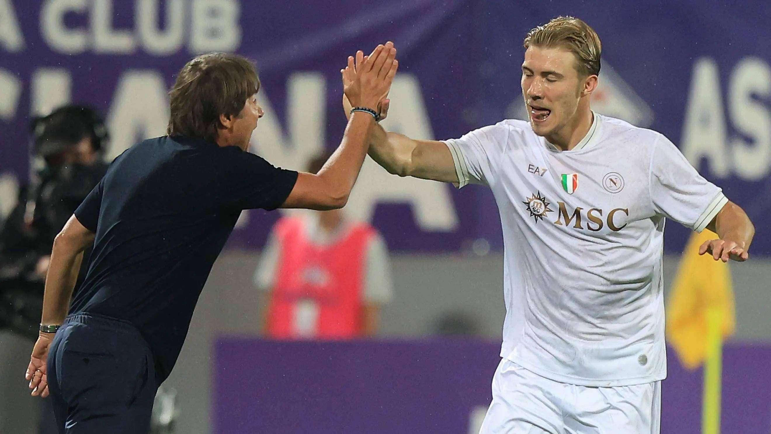 那不勒斯战胜搏击,锋线连环杀敌的简单介绍 那不勒斯战胜搏击,锋线连环杀敌的简单介绍